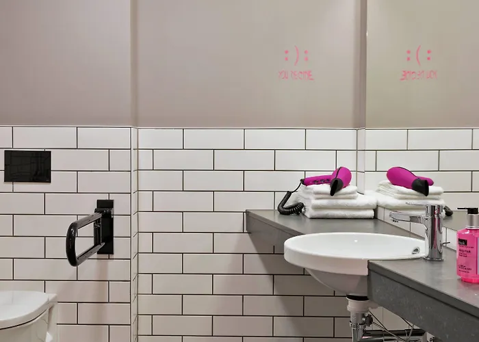 Moxy Frankfurt East Hotel Frankfurt am Main