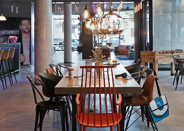 Hotel Moxy Frankfurt East Frankfurt am Main