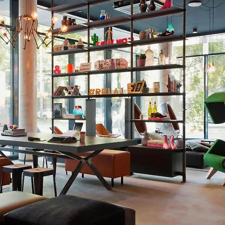 Moxy Frankfurt East Hotel Frankfurt nad Mohanem