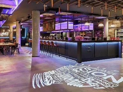 Moxy Frankfurt East Hotel 4*