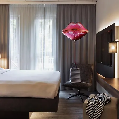 Moxy Frankfurt East 3* Frankfurt am Main