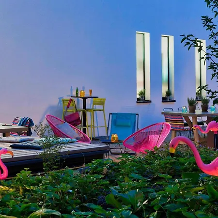 Moxy Frankfurt East Hotel
