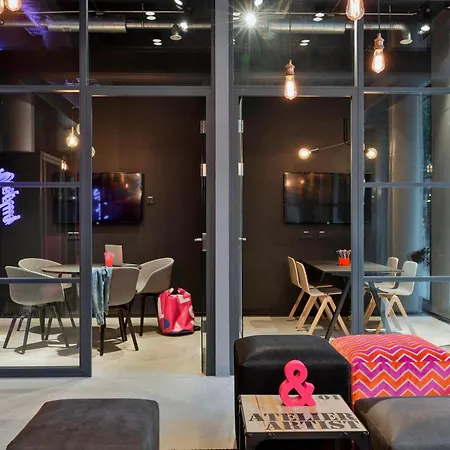 Hotel Moxy Frankfurt East Frankfurt am Main
