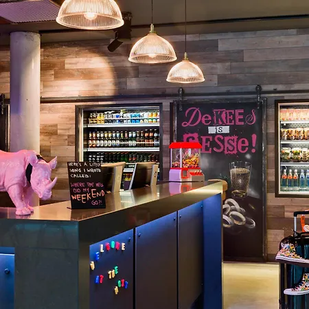 Moxy Frankfurt East Hotel Frankfurt am Main