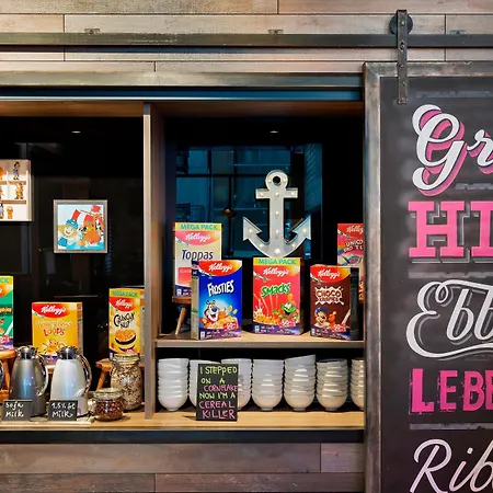 Hotel Moxy Frankfurt East Frankfurt am Main