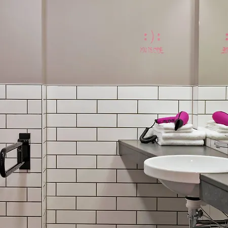 Moxy Frankfurt East Hotel Frankfurt am Main