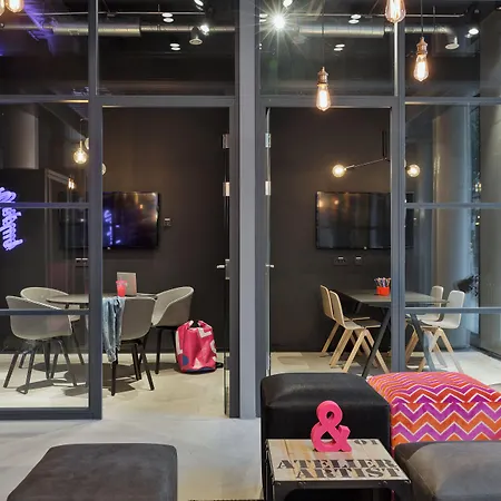 Hotel Moxy Frankfurt East Frankfurt am Main