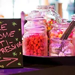 Moxy Frankfurt East Hotel