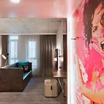 Hotel Moxy Frankfurt East Frankfurt am Main