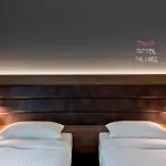 Moxy Frankfurt East Hotel