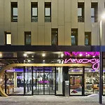 Moxy Frankfurt East Hotel 4*