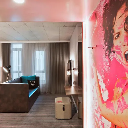 Hotel Moxy Frankfurt East Fráncfort del Meno