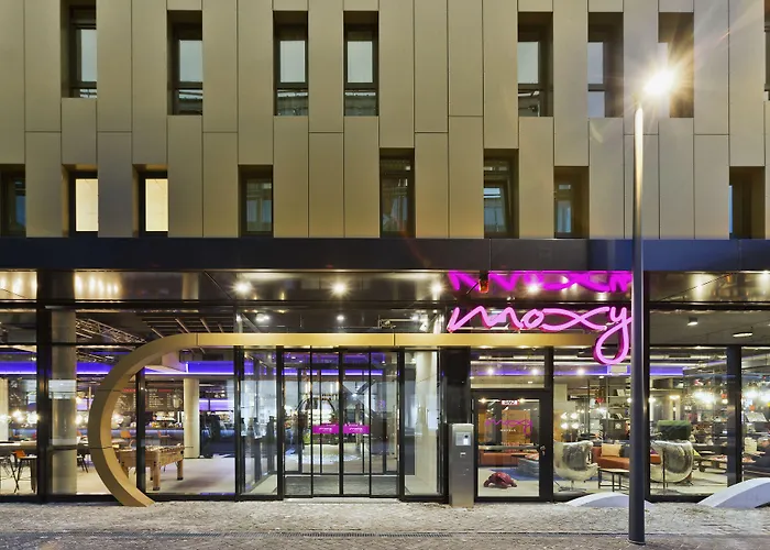 Moxy Frankfurt East Hotel 4*
